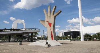 Agenda Memorial: funcionamento dos espaços (18 de abril a 5 de maio)